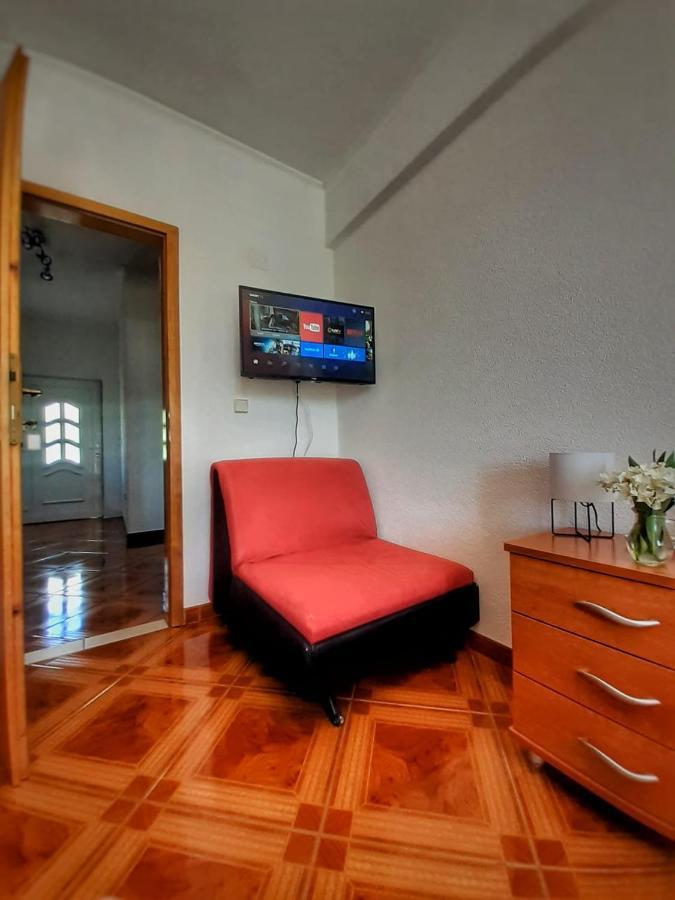 Guest House Keskic Karlobag Exteriér fotografie
